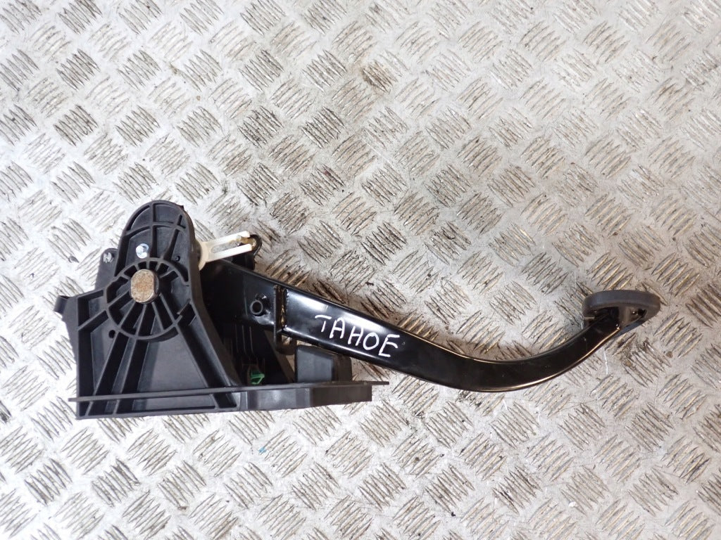Brake Pedal Chevrolet Tahoe Suburban Escalade Sierra Silverado 21-