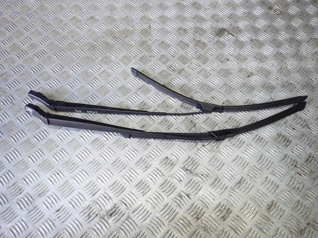 Wiper Arms and Blades Set Ford F150 4x4 2021-