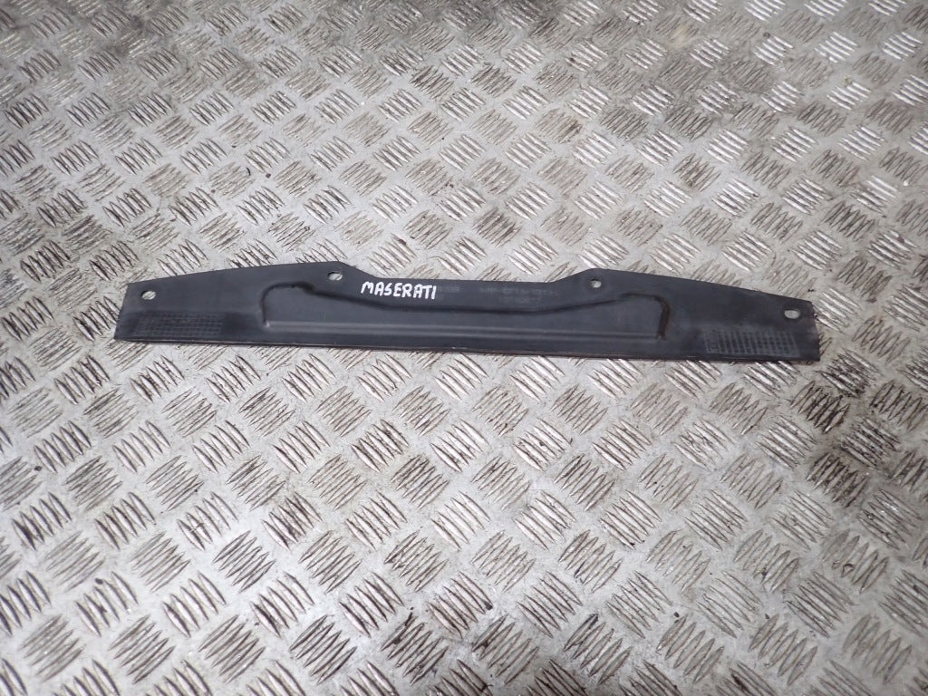 Upper Front Bumper Cover Maserati Quattroporte 2015