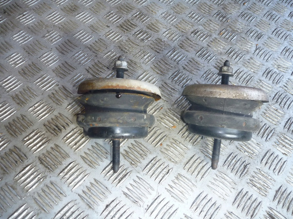 Chevrolet Corvette C6 6.0 LS2 Engine Mount