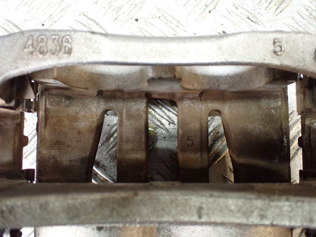 Zacisk Hamulcowy Prawy Przedni Przód Honda Pilot 4 YG2 3.5 4x4 2023