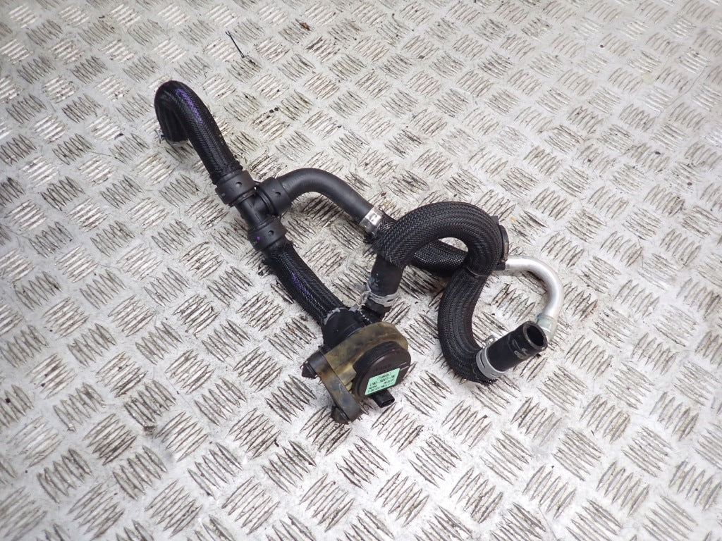 Water Hose Pipe Ford Explorer 3.3 Hybrid 2020-