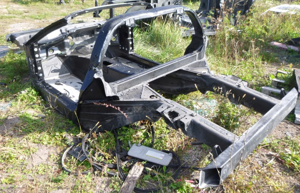 Rama Tylna Wzmocnienie Tylbe Belka Tył Ćwiartki Chevrolet Corvette C5 2001