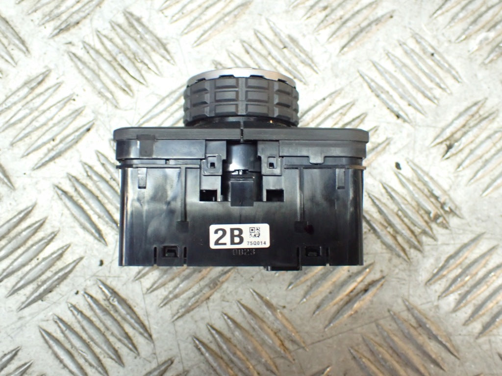Panel Sterownik Napędów Toyota Tundra Lexus LS570 2022