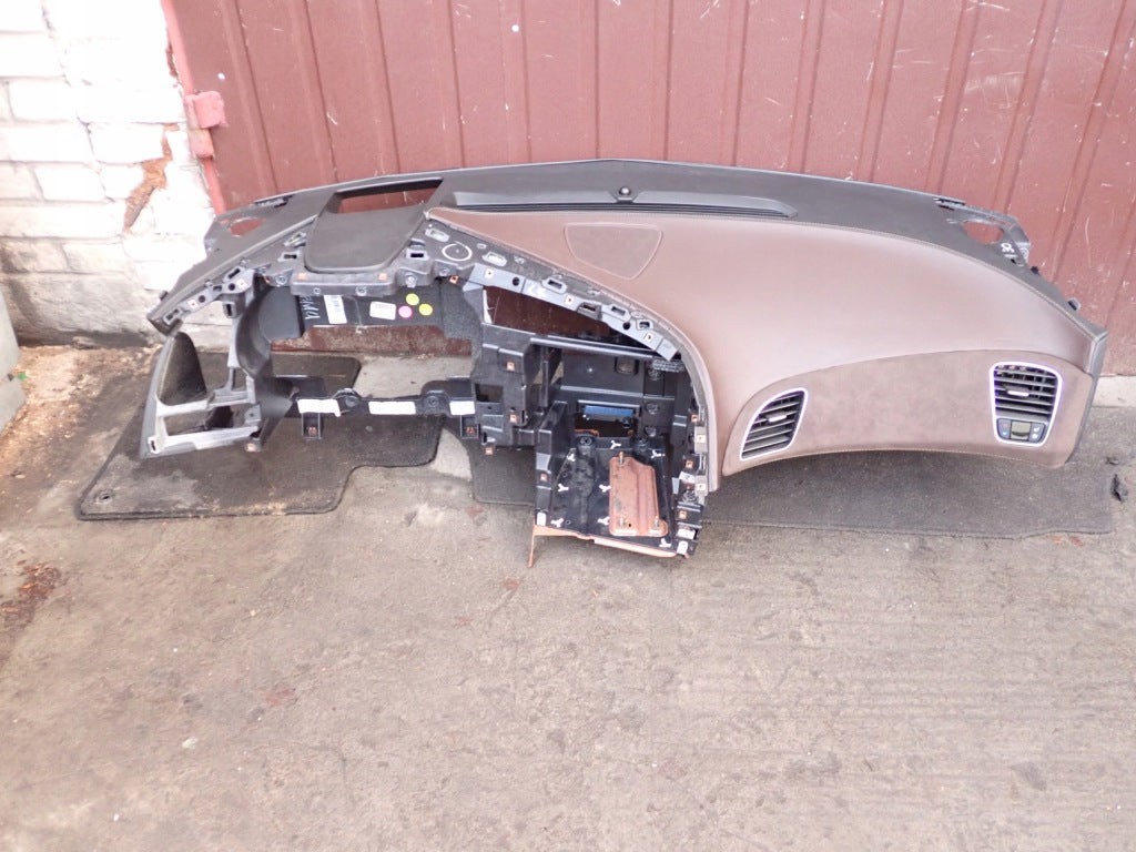 Deska Kpl. Kokpit Kratki HUD Chevrolet Corvette C7 3LT 2014-