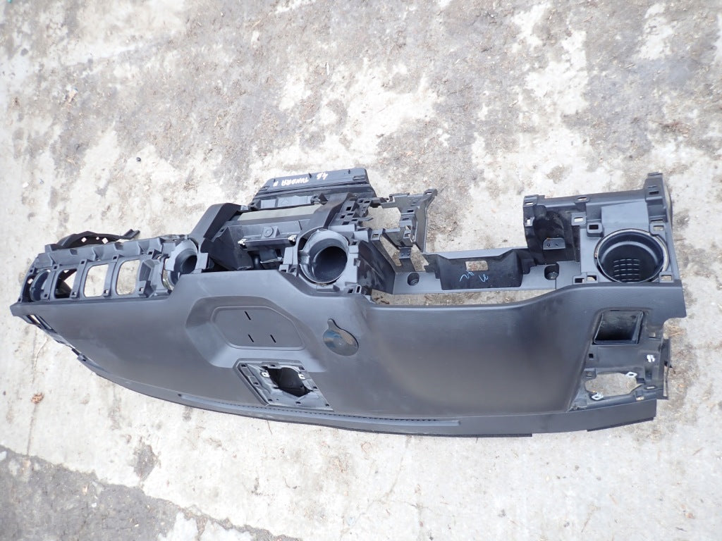 Cockpit dashboard Toyota Tundra 2014-