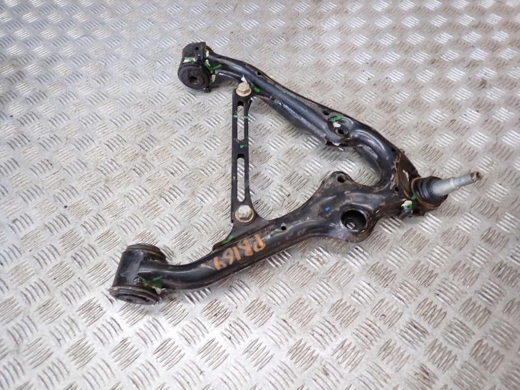 Wahacz Lewy Dolny Chevrolet Suburban Tahoe Escalade Silverado Sierra 21-