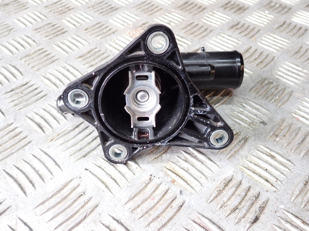 Termostat Wody Toyota Tundra 3.5 3.4 2022-