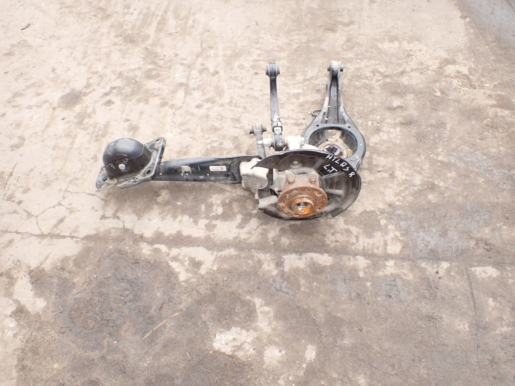 4x4 Suspension – Left Rear Set: Steering knuckle, Control Arm, Hub – VW Atlas 2022