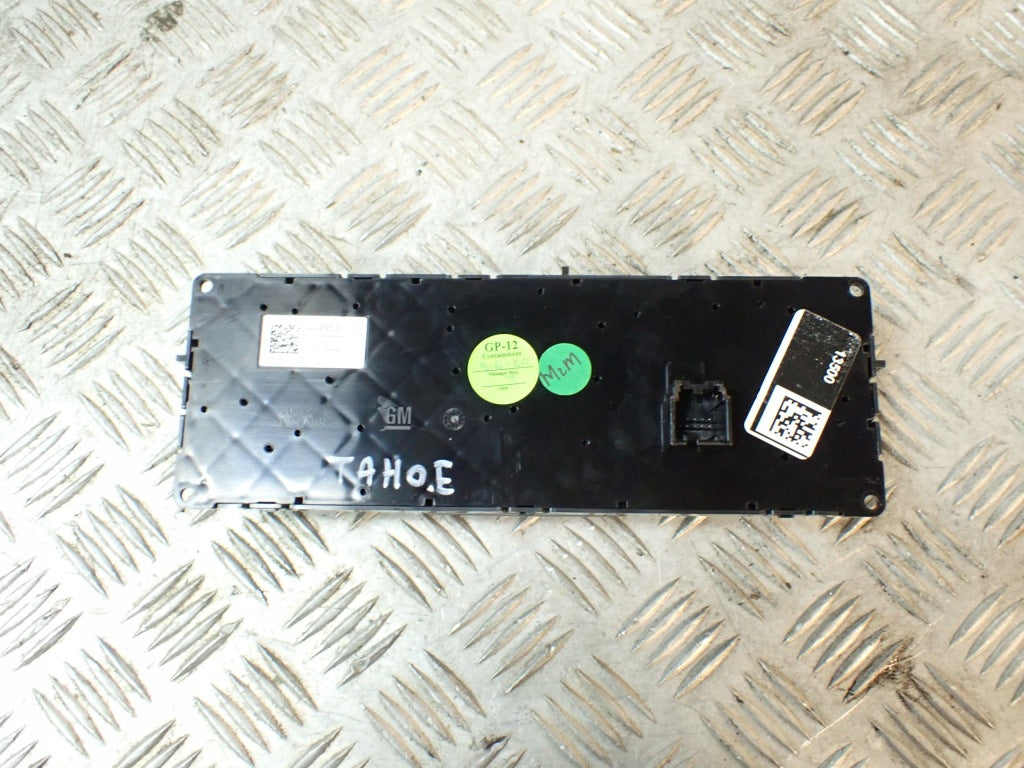 Panel Klimatyzacji Chevrolet Suburban Tahoe GMC Yukon 2021