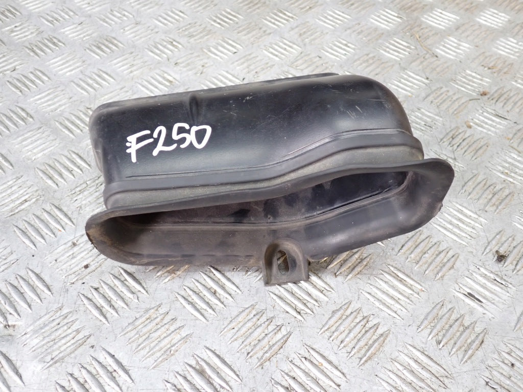 Wlot dolotu powietrza do Ford F350 F250 Super Duty 2021, część Autolandparts, rurka dolotu do układu powietrza.