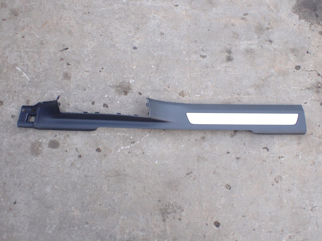 Inner Sill Cover Front Left Interior VW Atlas 3.6 2022