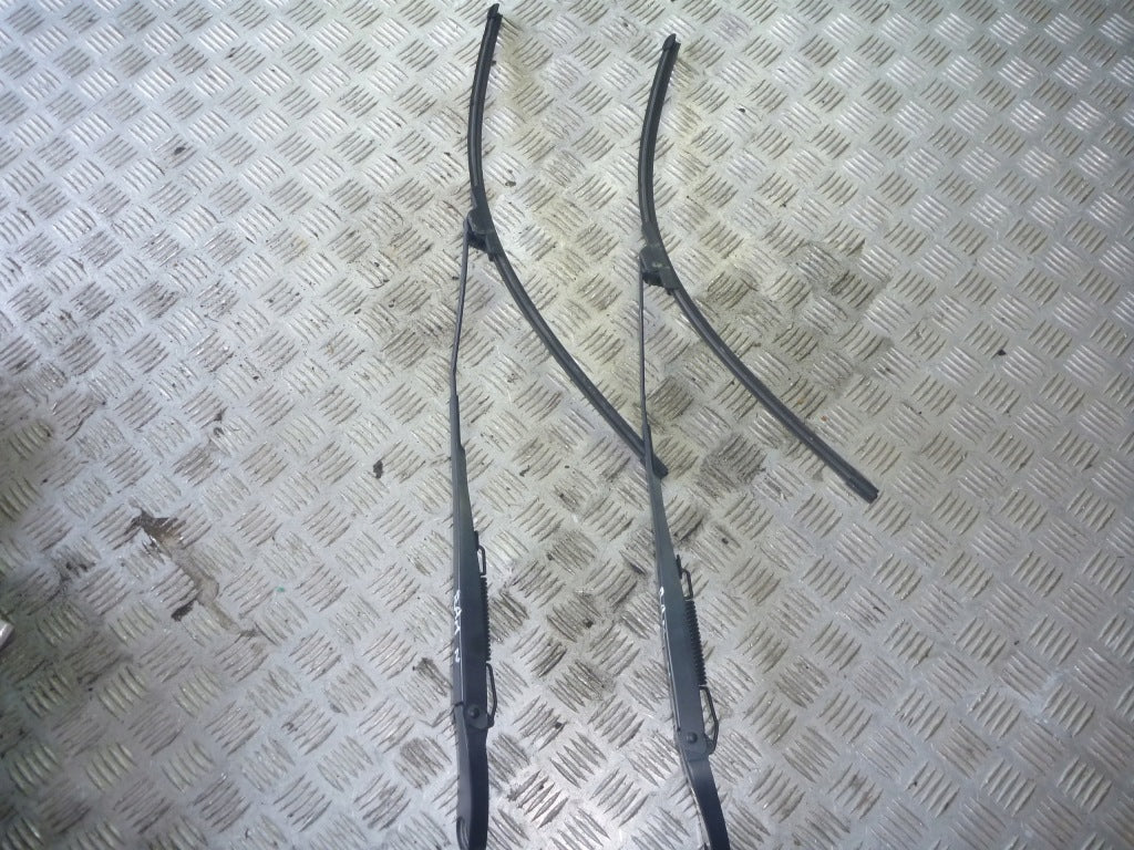 Wiper Blades Arms Dodge RAM 5.7 4x4 2019-