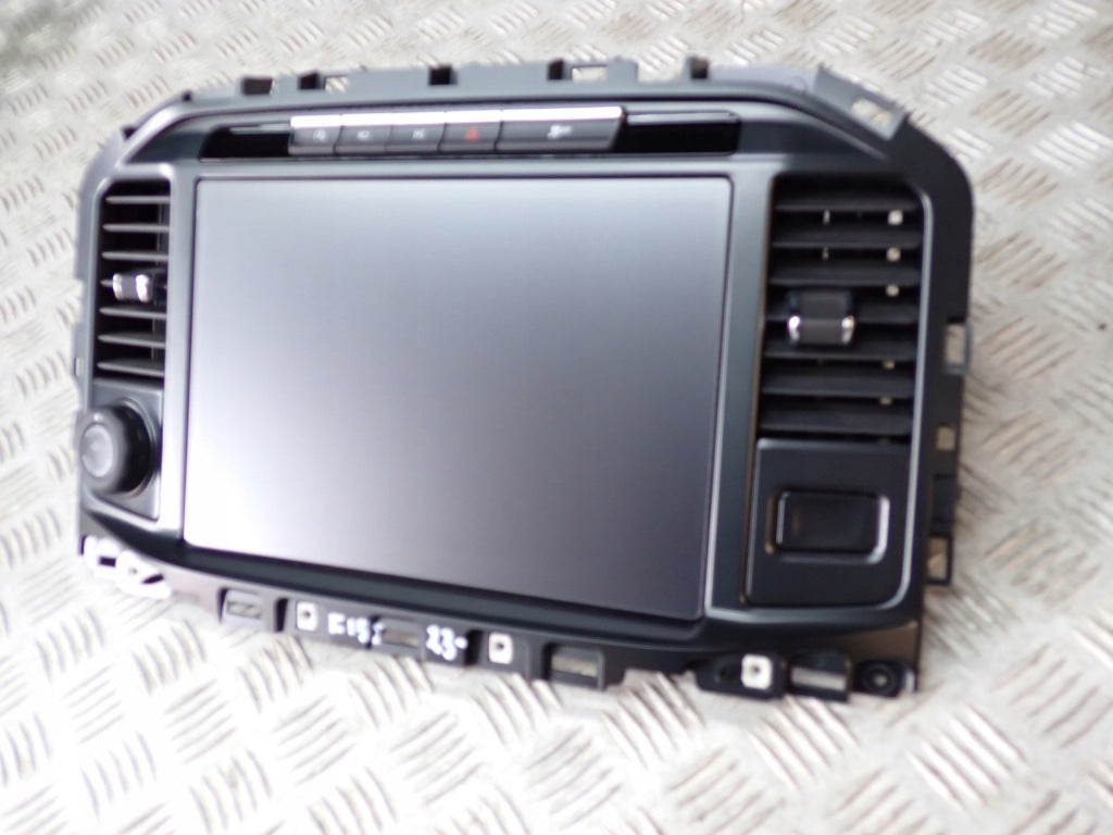 Duży ekran LCD nawigacji Ford F150 2024, system Sync4, wyświetlacz w samochodzie Autolandparts.