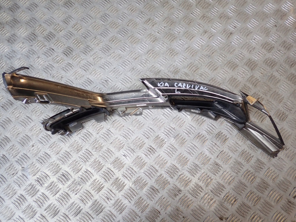 Listwa Lampy Lewa Przednia Kia Carnival LX 3.5 KA4 2020-