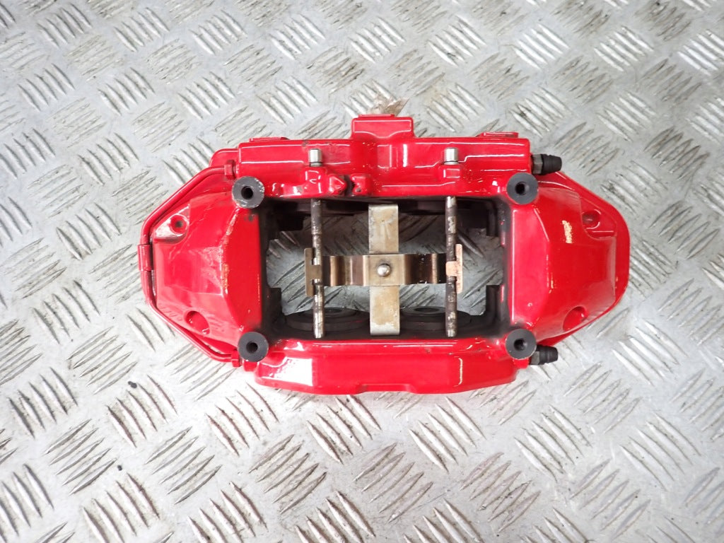 Lewy zacisk hamulcowy tylny do Chevrolet Corvette C8 2020- marki Autolandparts, z widocznymi elementami hamulca.