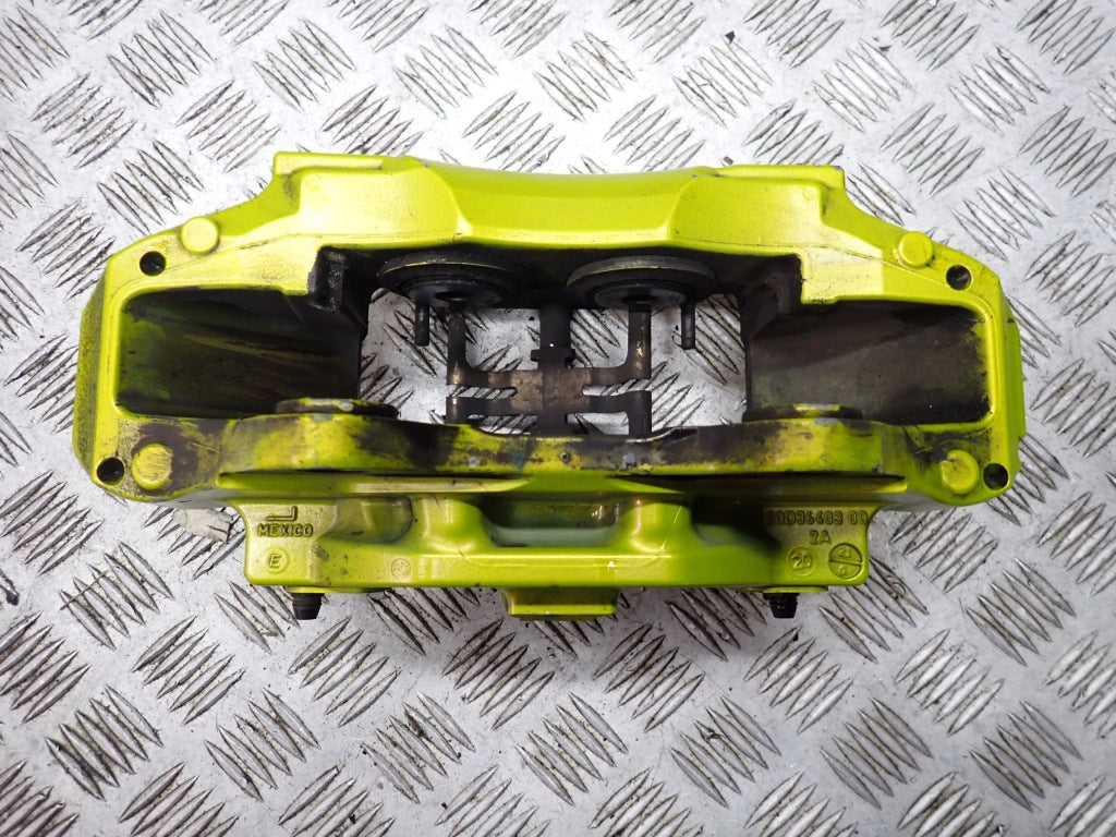 Zacisk Hamulcowy Przedni Przód Chevrolet Corvette C8 Z51 2020-