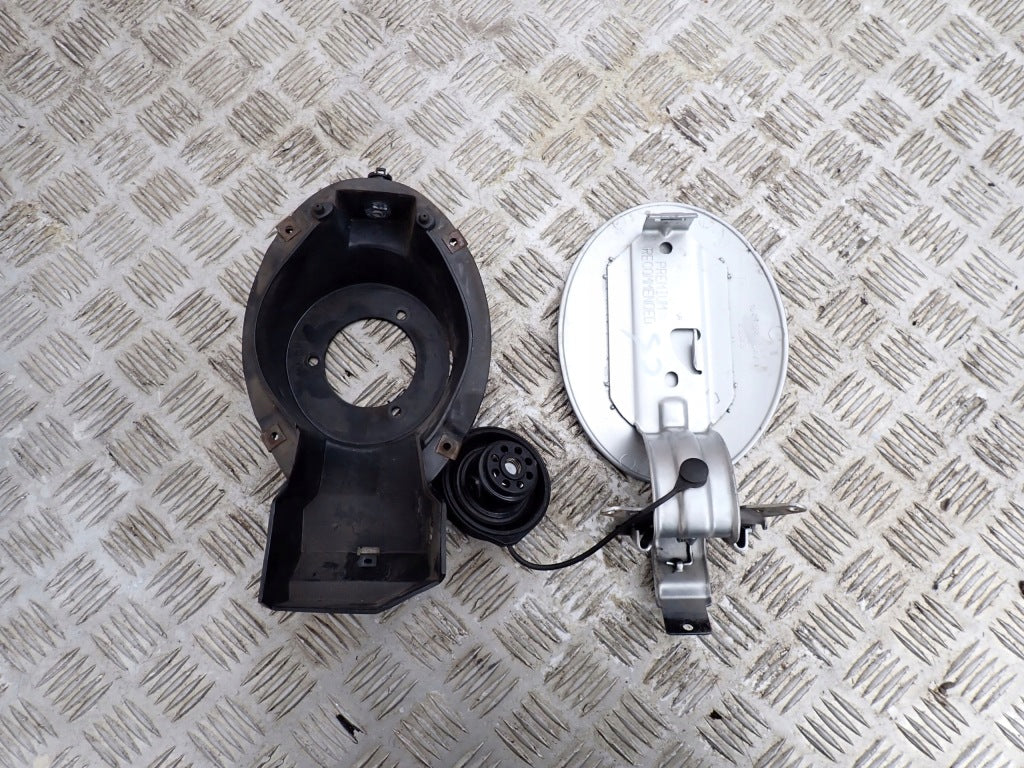 Fuel Filler Flap Socket Chevrolet Corvette C5