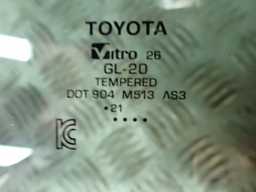 Szyba Drzwi Prawa Tylna Prawy Tył Toyota Sienna XL40 2021-