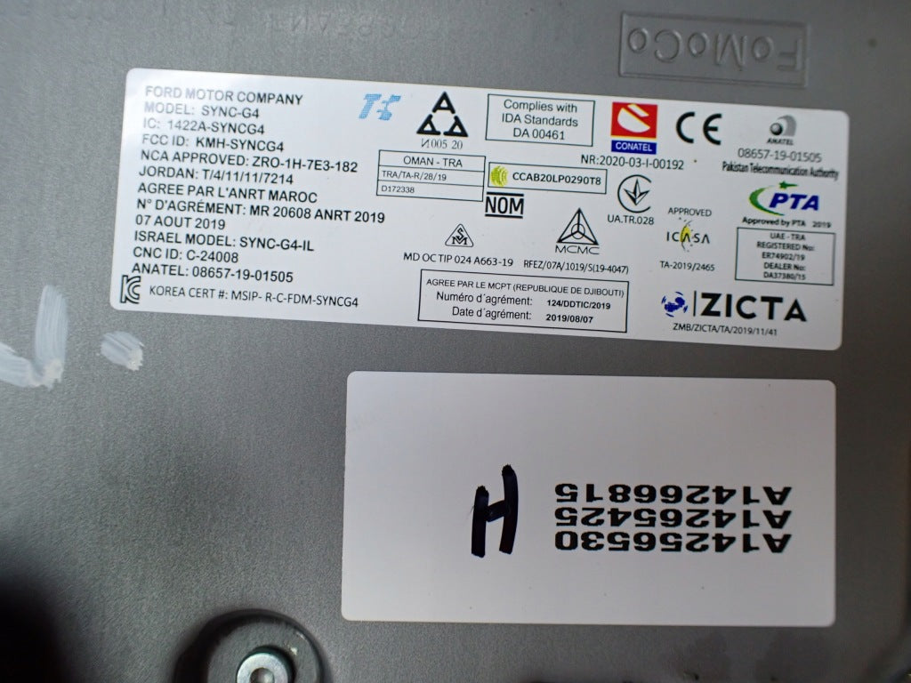 Moduł sterownika SYNC4 nawigacji Ford F150 2021- z układem elektronicznym i złączami, oryginalny Autolandparts