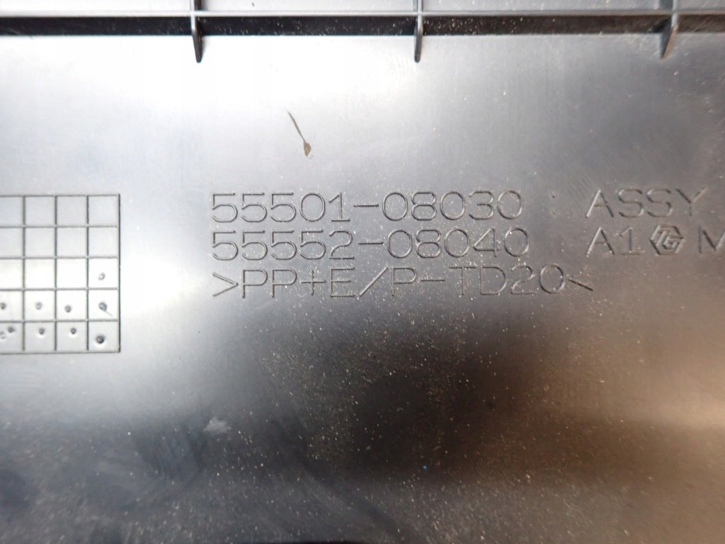 Passenger Compartment Toyota Sienna XL40 2021