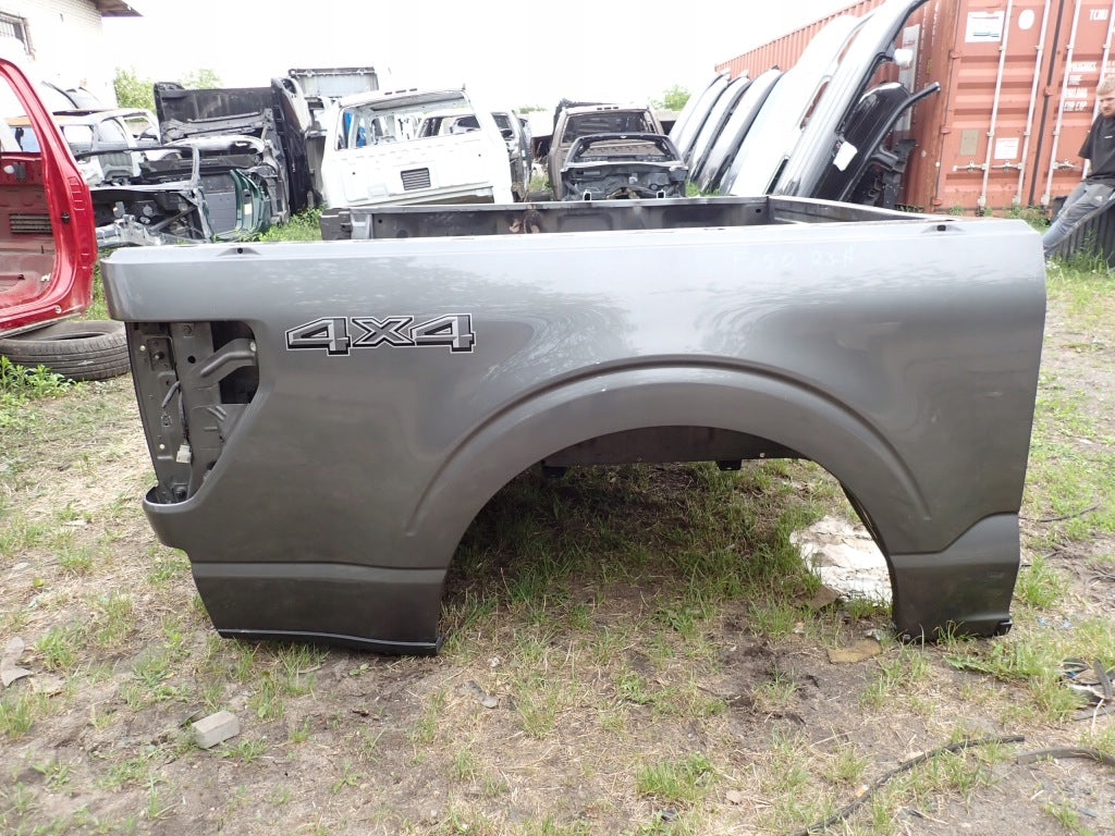 Paka Tylna Buda Tył Kpl. Bok Paki 5.5 ft Ford F150 Crew Cab 2025