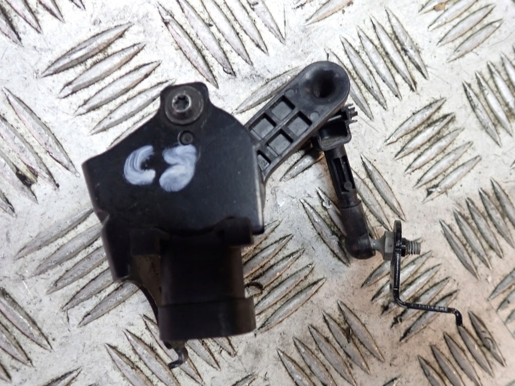 Chevrolet Corvette C8 2020- Suspension Leveling Sensor