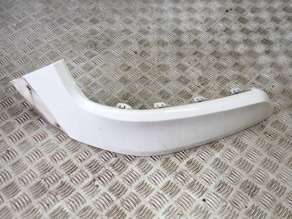 Listwa Pod Lampę Prawa Dodge Ram V Rebel 19-