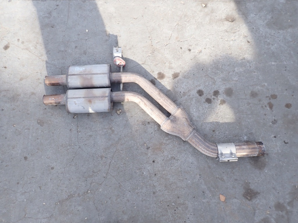 VW Atlas Cross Sport 2018- Middle Exhaust Muffler