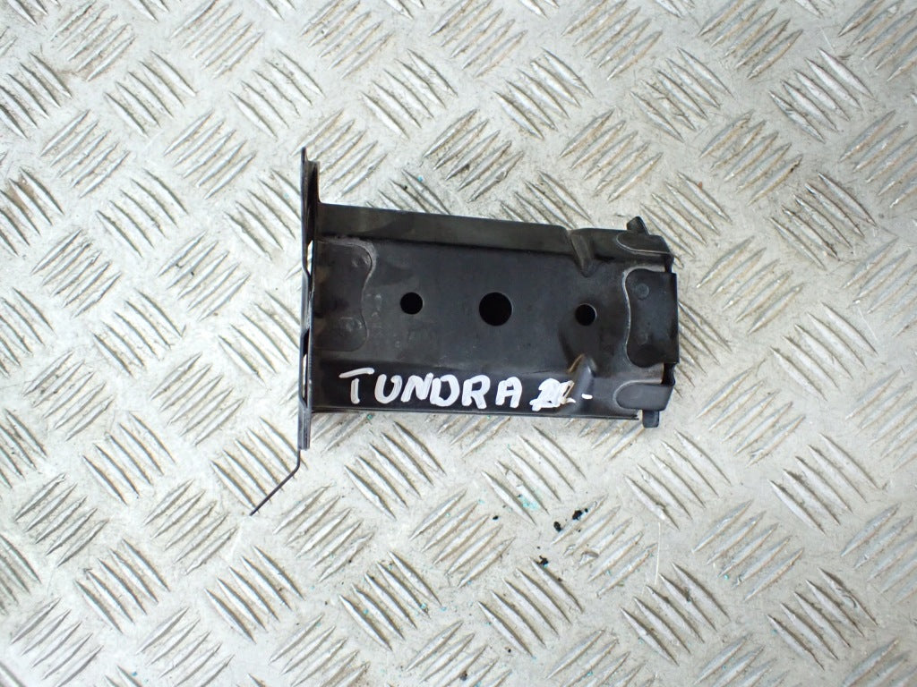 Crumple Zone Left Right Toyota Tundra 2022-