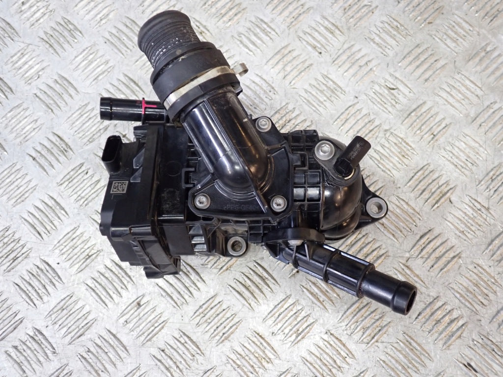 Obudowa Termostatu Kia Carnival LX KA4 3.5 2020-
