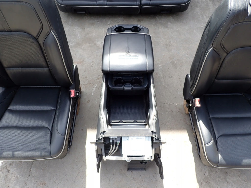 Tapicerka Fotele Kanapa Boczki Podłokietnik KPL Dodge RAM Limited V 19-