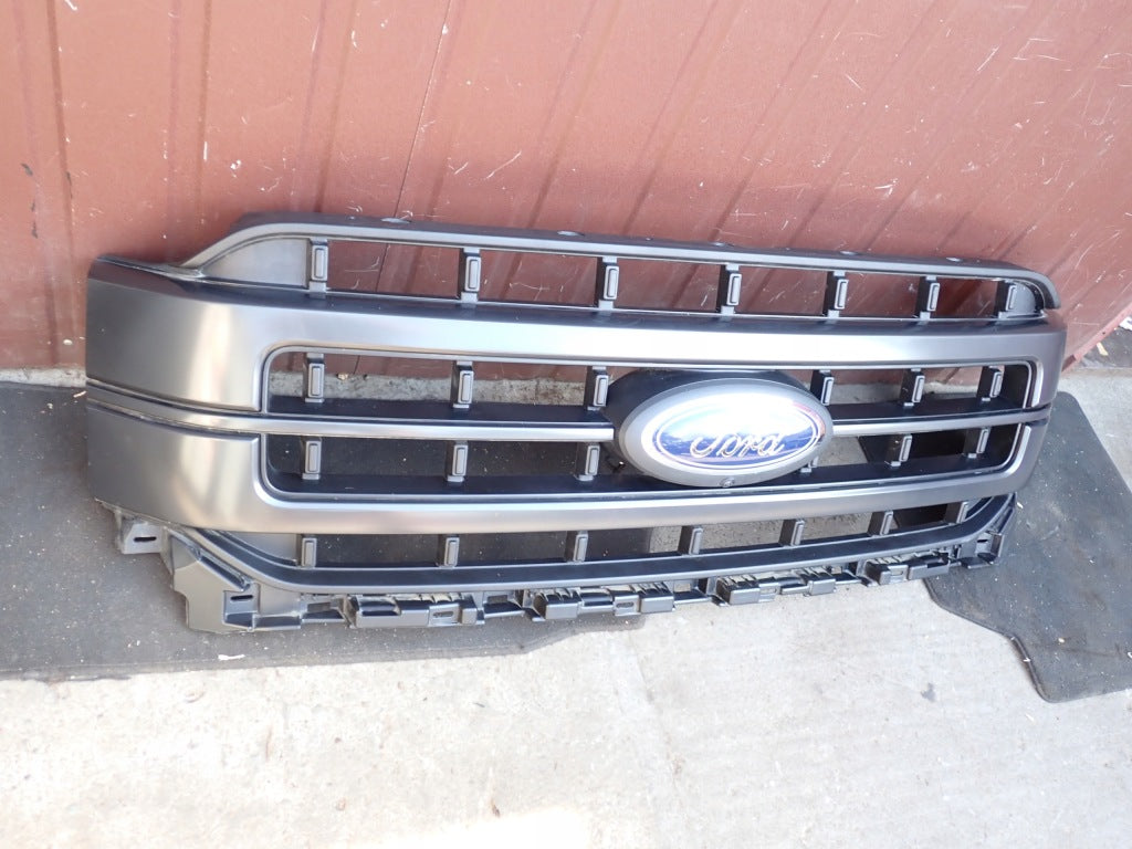 2022 Ford F150 3.5 Lariat Front Grille Camera