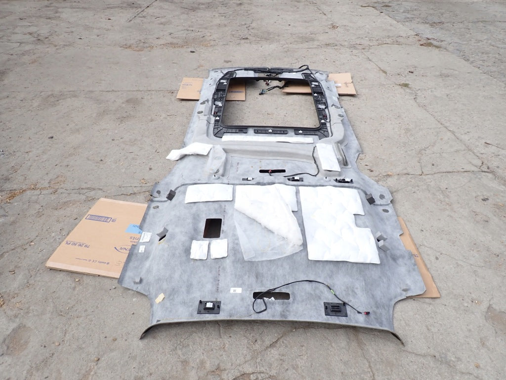 Podsufitka Kompletna Cadillac Escalade ESV 2021-