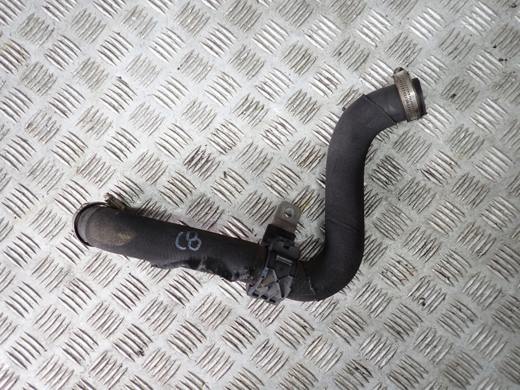 Water Hose Radiator Pipe Chevrolet Corvette C8 2020-