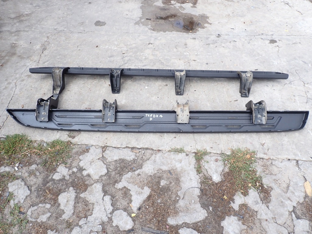 Stopnie Progi PARA Toyota Tundra Crew Cab TRD Pro 3.4 4x4 2022-