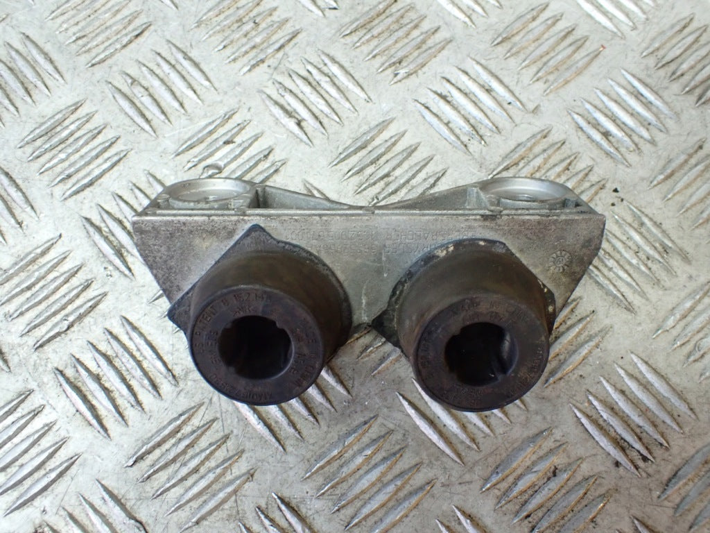 Exhaust Hanger Dodge Ram V 1500 19-