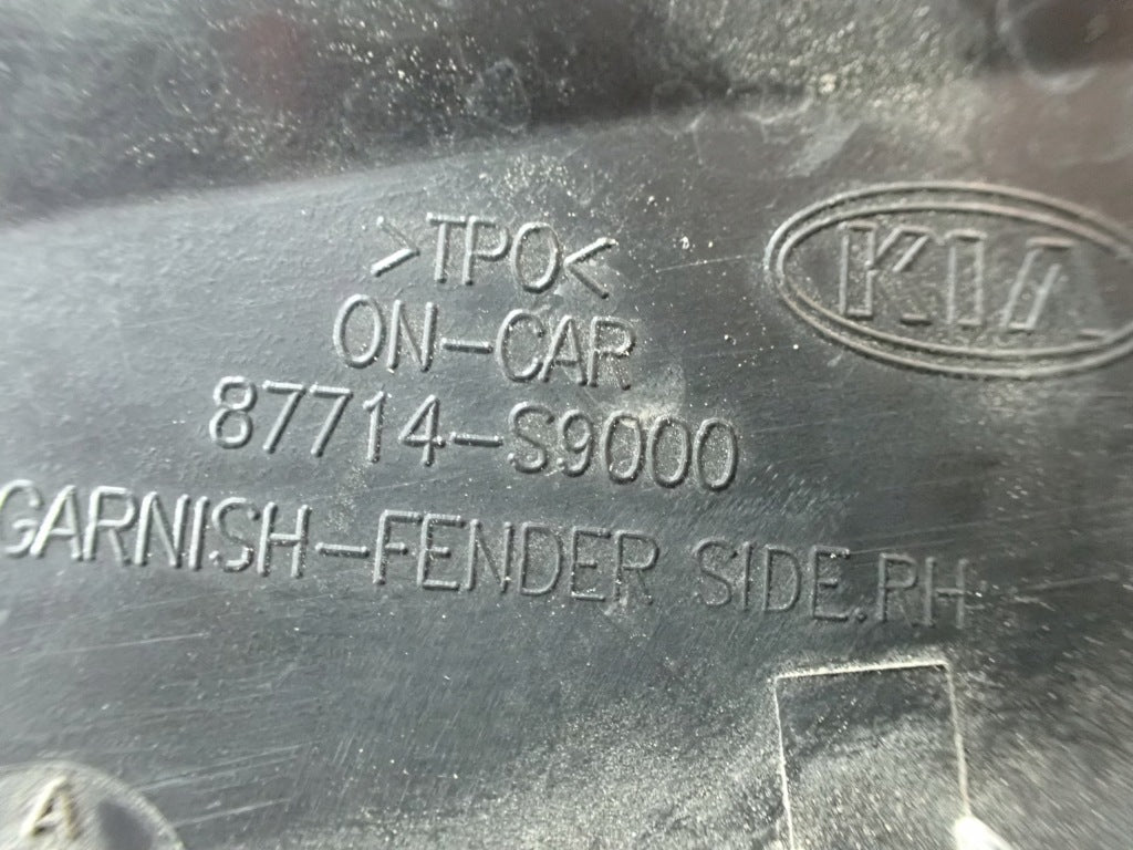 Listwa Nakładka Błotnika Prawa Przednia Prawy Przód Kia Telluride 3.8 2021
