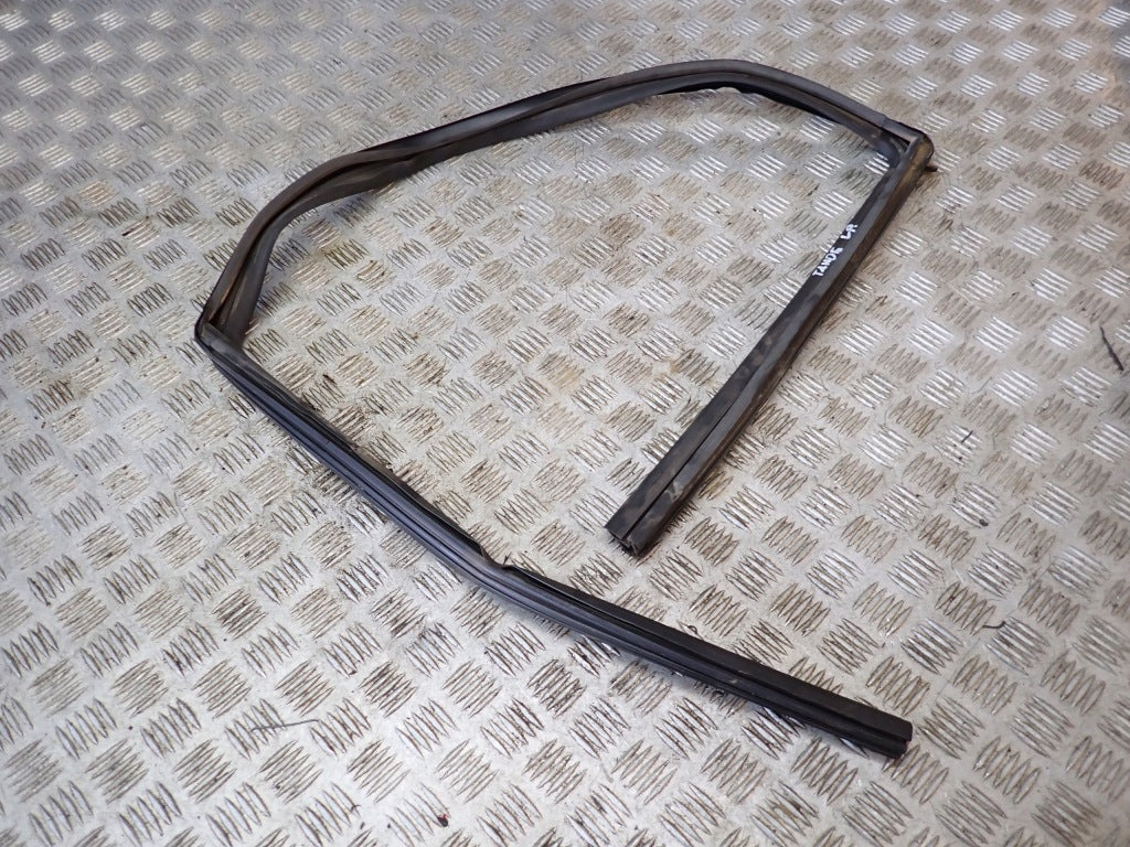 Windscreen Seal, Front Left Door, Front Left, Tahoe, Suburban, GMC Yukon 23-