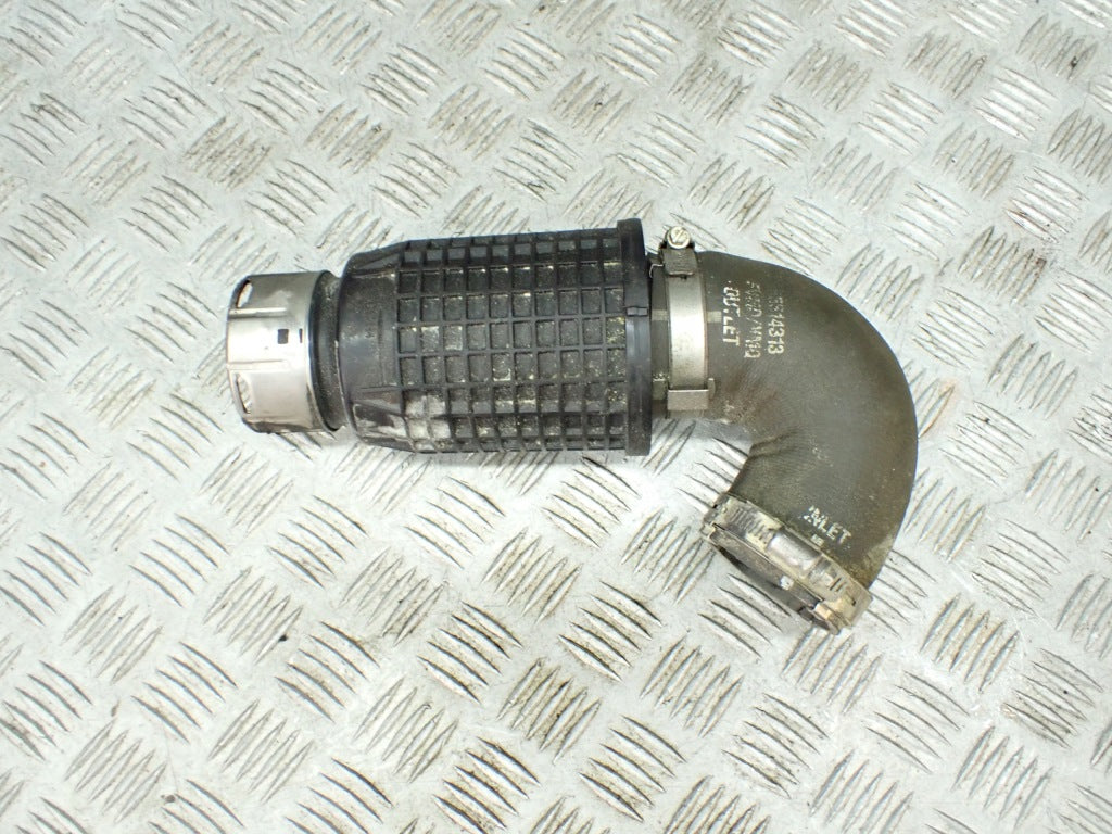 Turbo Hose Pipe GMC Sierra 3.0D AT4 Silverado Duramax 19