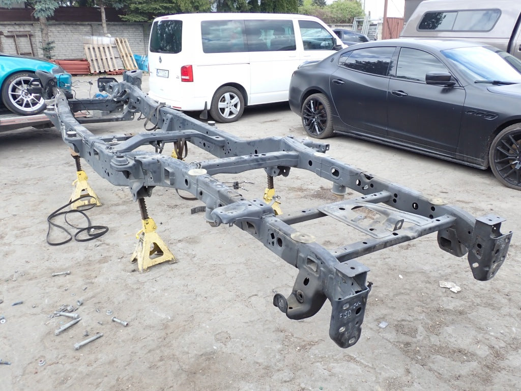 Rama Nośna Średnia Ford F150 4x4 Crew Cab Hybryda Paka 5.5ft 21-