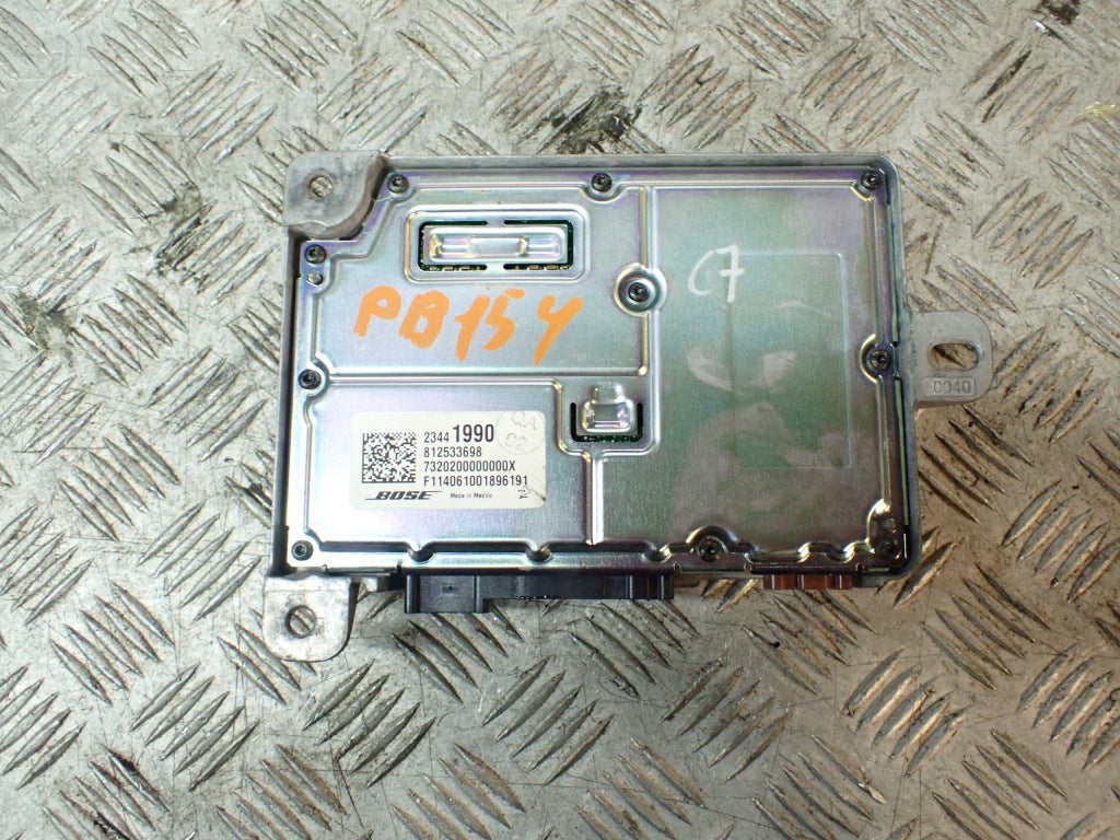 BOSE Amplifier Chevrolet Corvette C7 3LT 2014-