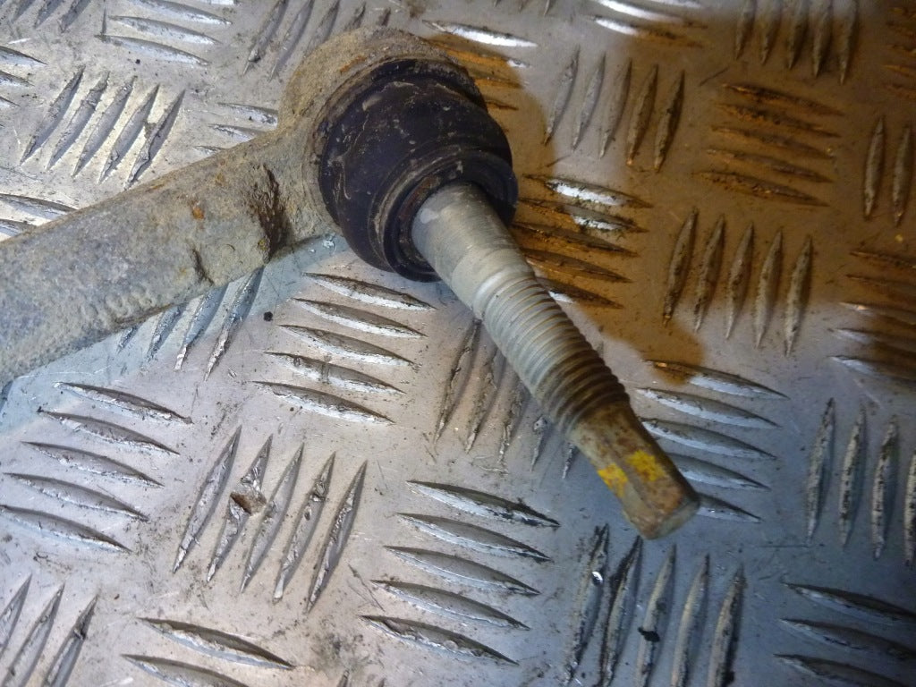 Steering Rod End Chevrolet Silverado 14