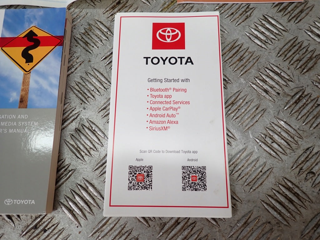 Instrukcja Obsługi Książka Serwisowa Toyota Sienna XL40 2021-