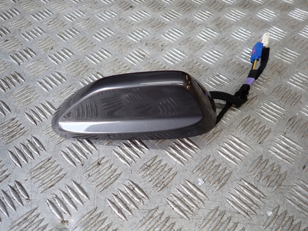 Antena Dachowa GPS Rekinek Jeep Wagoneer Grand Wagoneer WS 22-