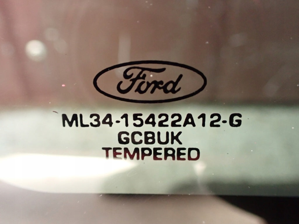 Przesuwna tylna szyba z silniczkiem do Ford F150 3.5 XLT Crew Cab 2021, marka Autolandparts, widok na części samochodowe