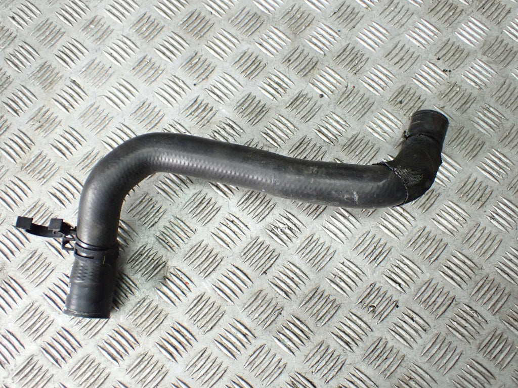Water Hose Radiator Pipe Chevrolet Corvette C8 2020-