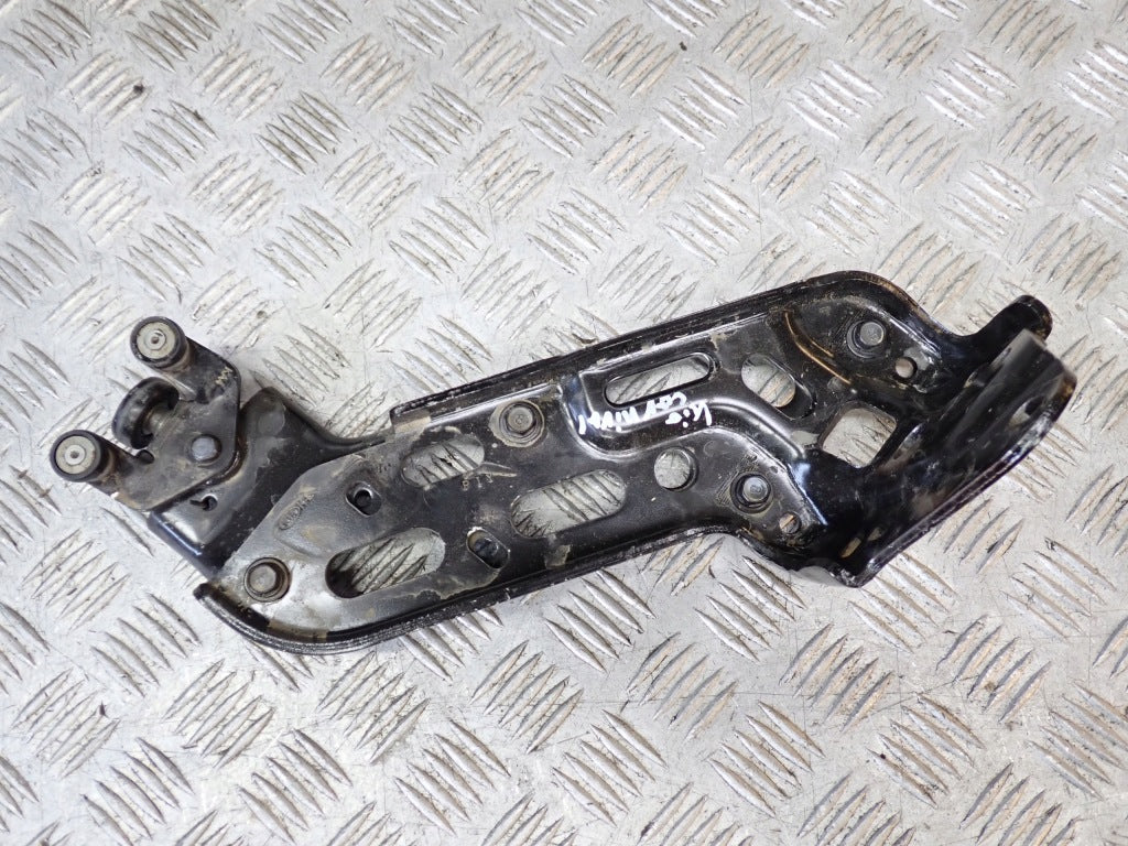 Rear Lower Door Guide Roller Kia Carnival LX KA4 2020-