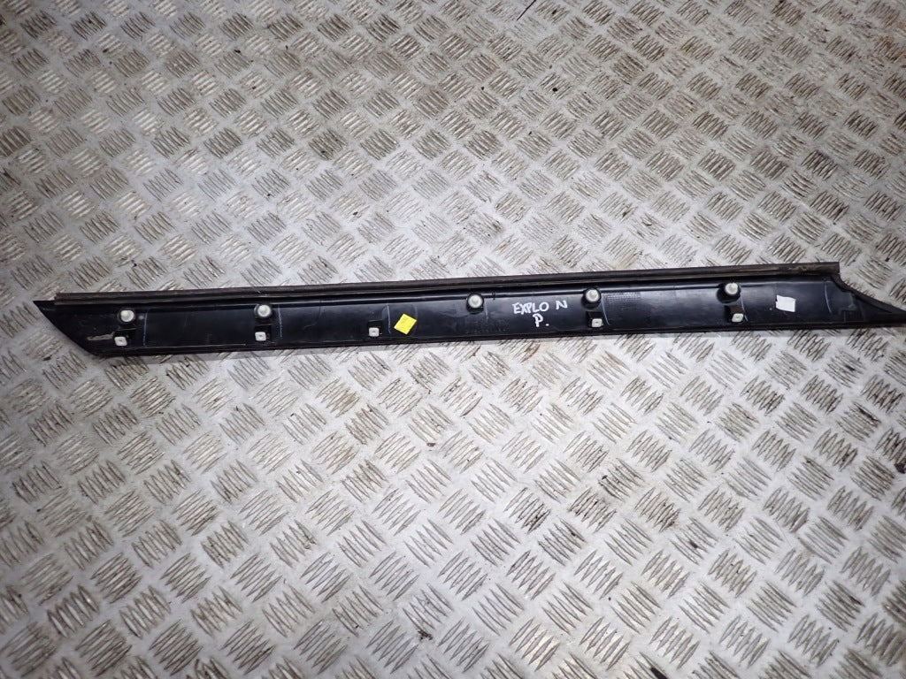 Right Front Pillar Trim Ford Explorer 20-