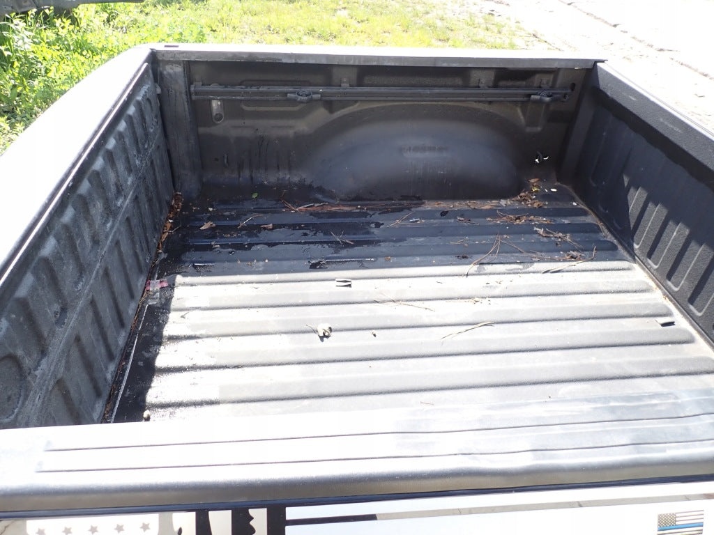 Krótka Paka Zabudowa Wersja pod Listwy 5.7FT Dodge Ram V 1500 19-